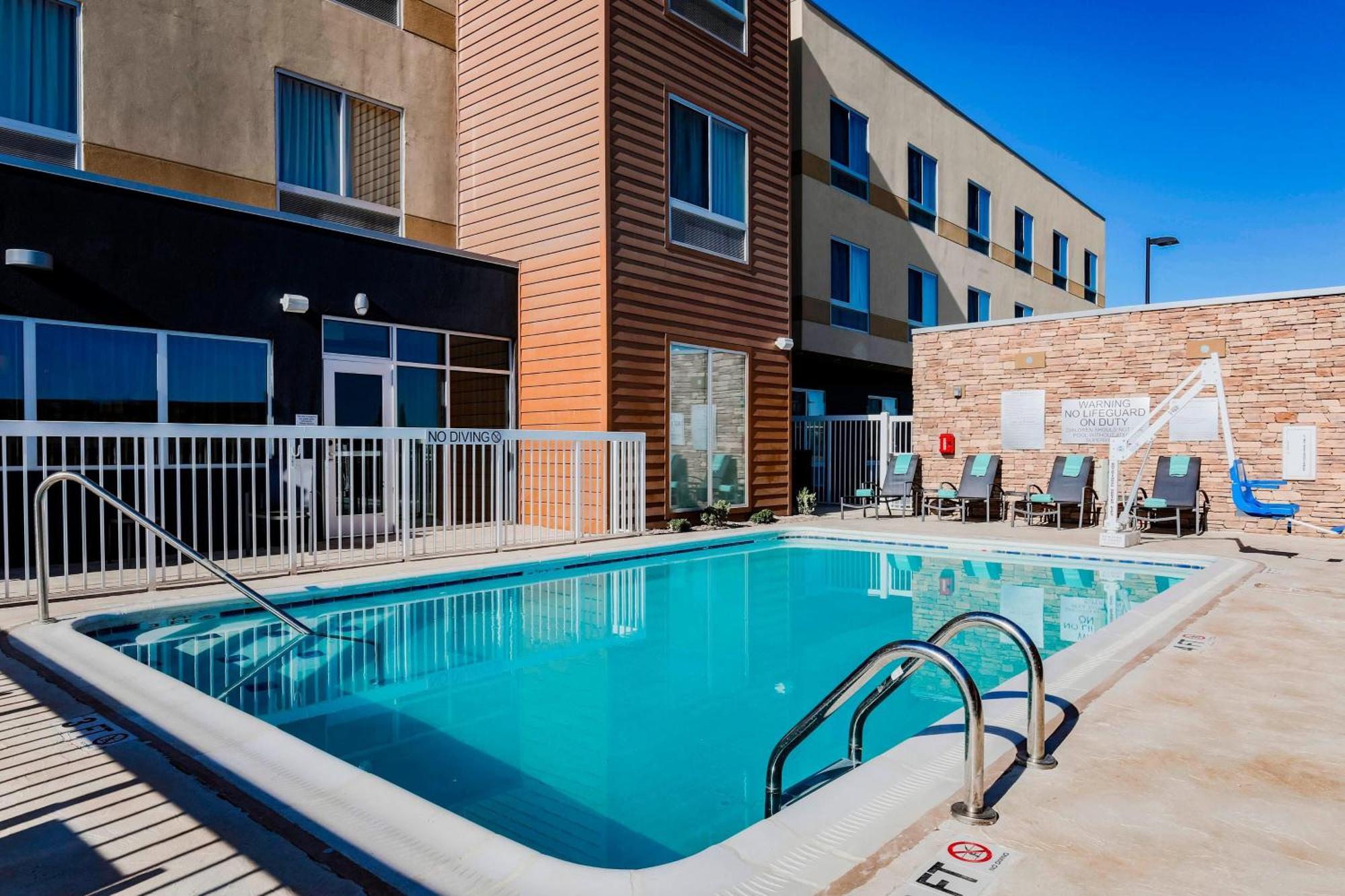 Fairfield Inn & Suites By Marriott Pecos Luaran gambar